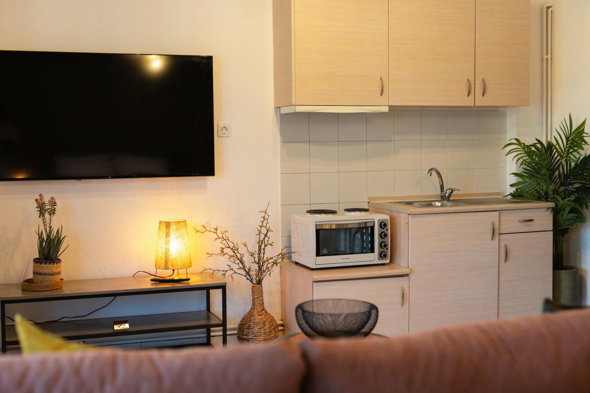 Gardens Of Babylon Suite By Heaven'S Hall Luxury Suites Alexandroúpoli Extérieur photo